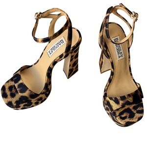Badgley Mischka Caia Leopard Print Platform Sandals Heart Buckle MP7305 Size 5